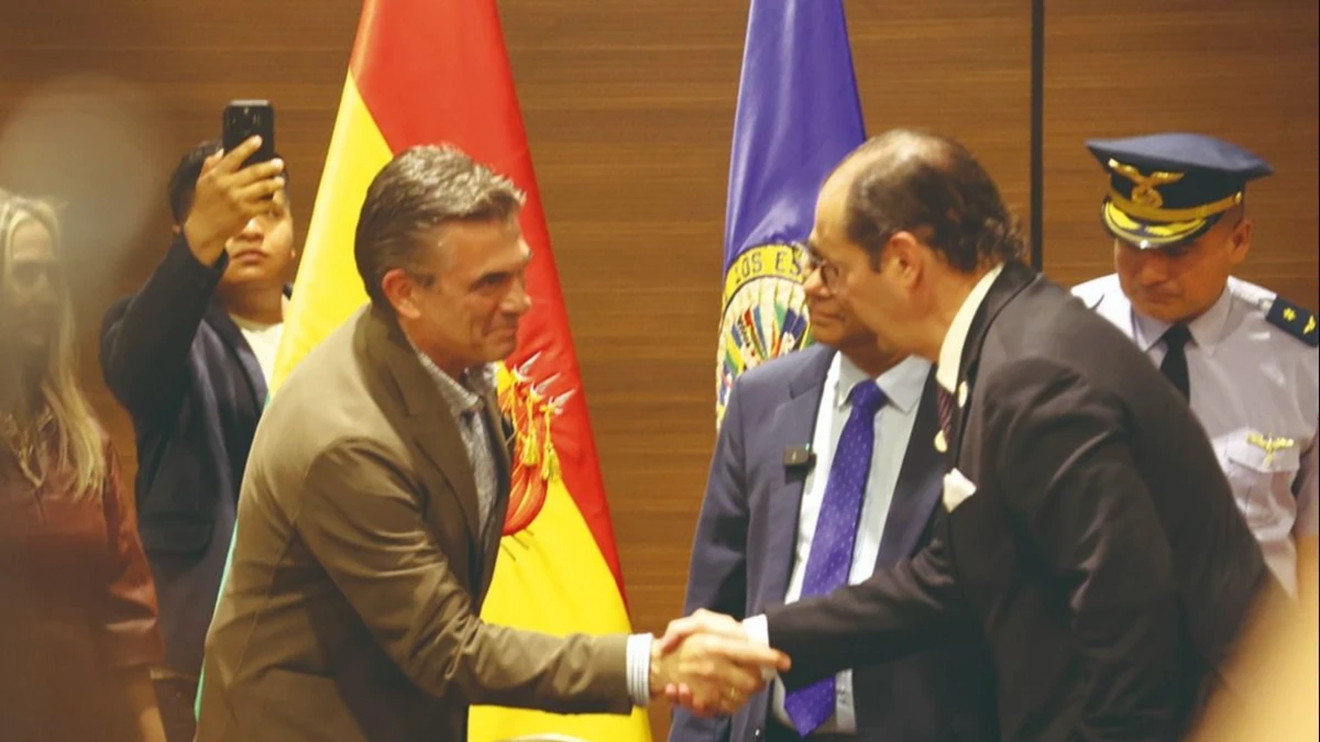 La OEA respalda a Rodrigo Paz, avala el manejo de la crisis y deja nueve tareas