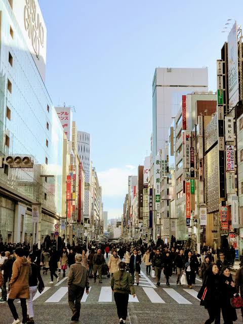 ¿Por qué Japón tiene tan pocos cestos de basura y aun así mantiene sus calles limpias?